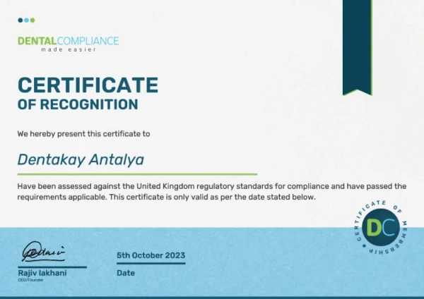 شهادة تقدير من Dental Compliance لعيادة دينتاكاي أنطاليا