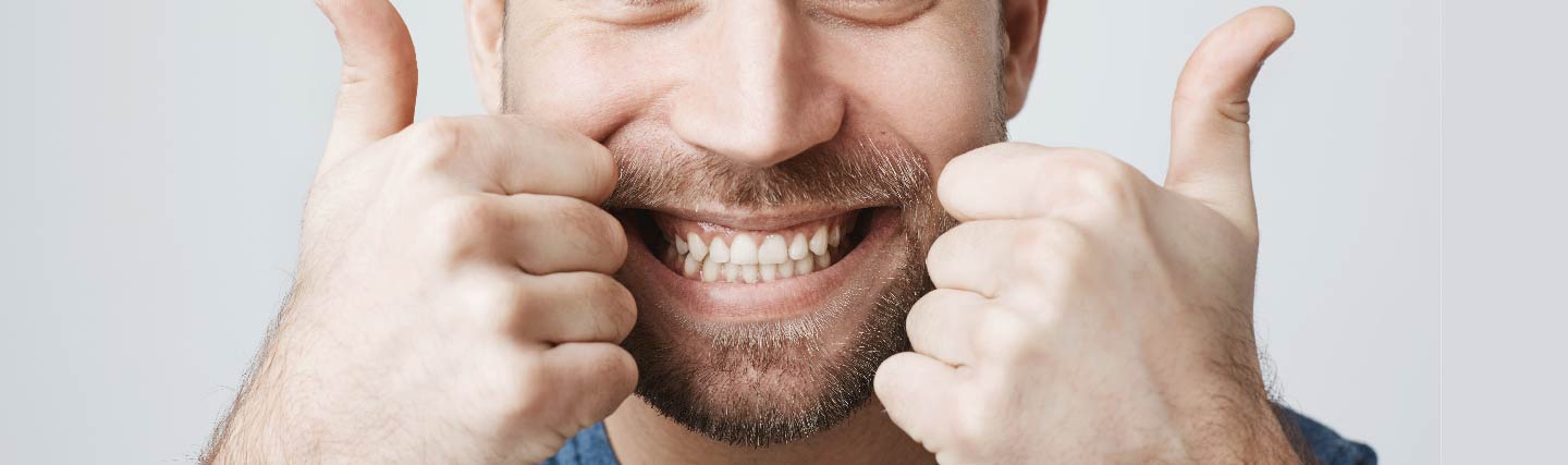 How many teeth do human have